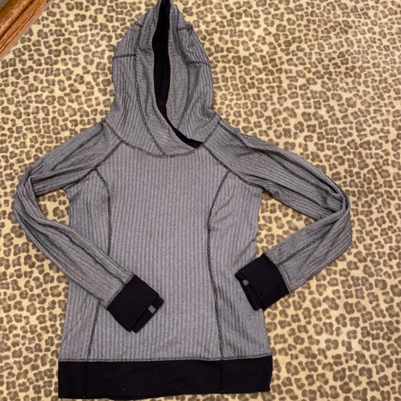 lululemon athletica Tops - Lululemon hooded pullover